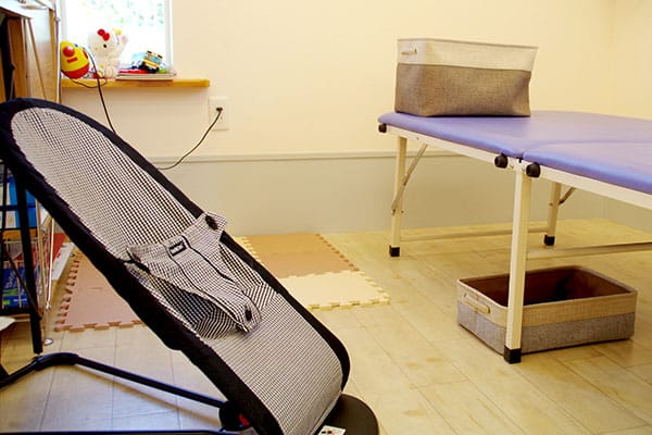 ベッドとバウンサー